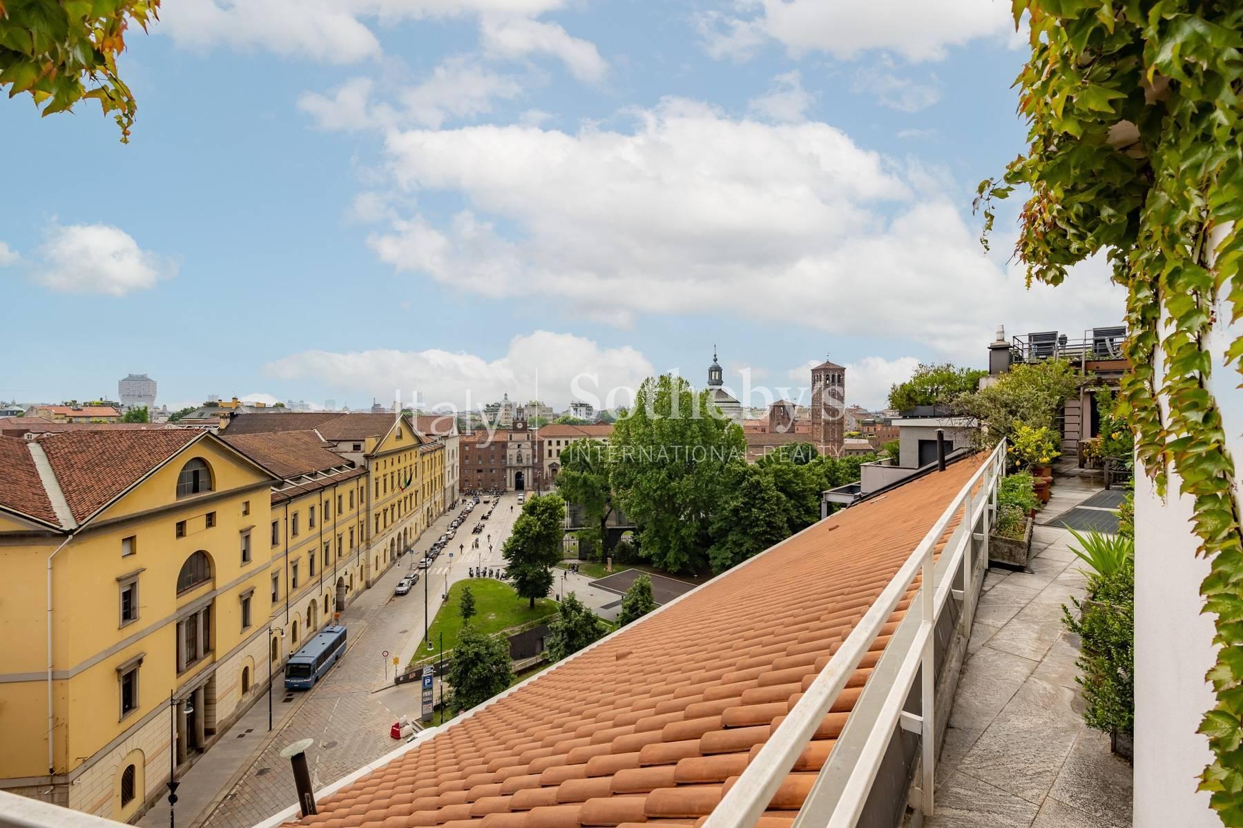 Panoramic Penthouse in Piazza Sant’Ambrogio, For sale, Milan | Sotheby’s Realty Italy - 14