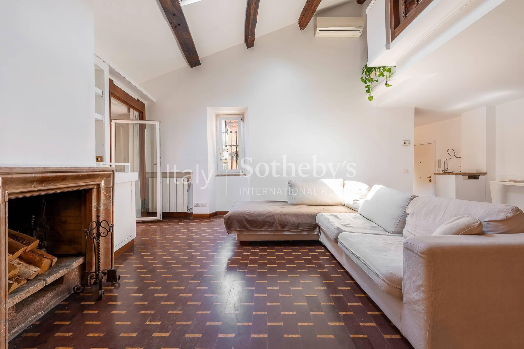 Residenza di charme con terrazzo a Trastevere, in vendita, Roma | Sotheby’s Realty Italy - 4