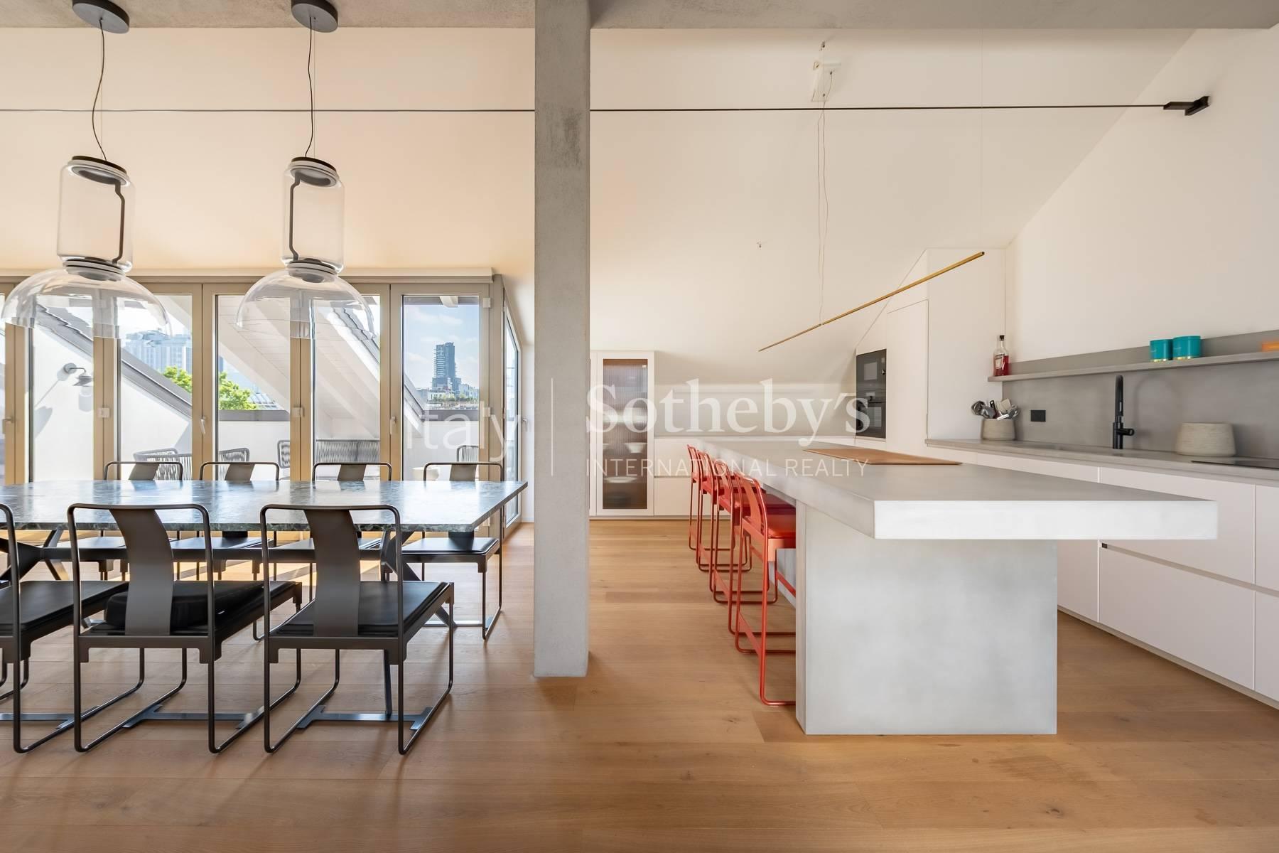 Esclusivo attico con terrazzo in edificio d'epoca, in vendita, Milano | Sotheby’s Realty Italy - 7