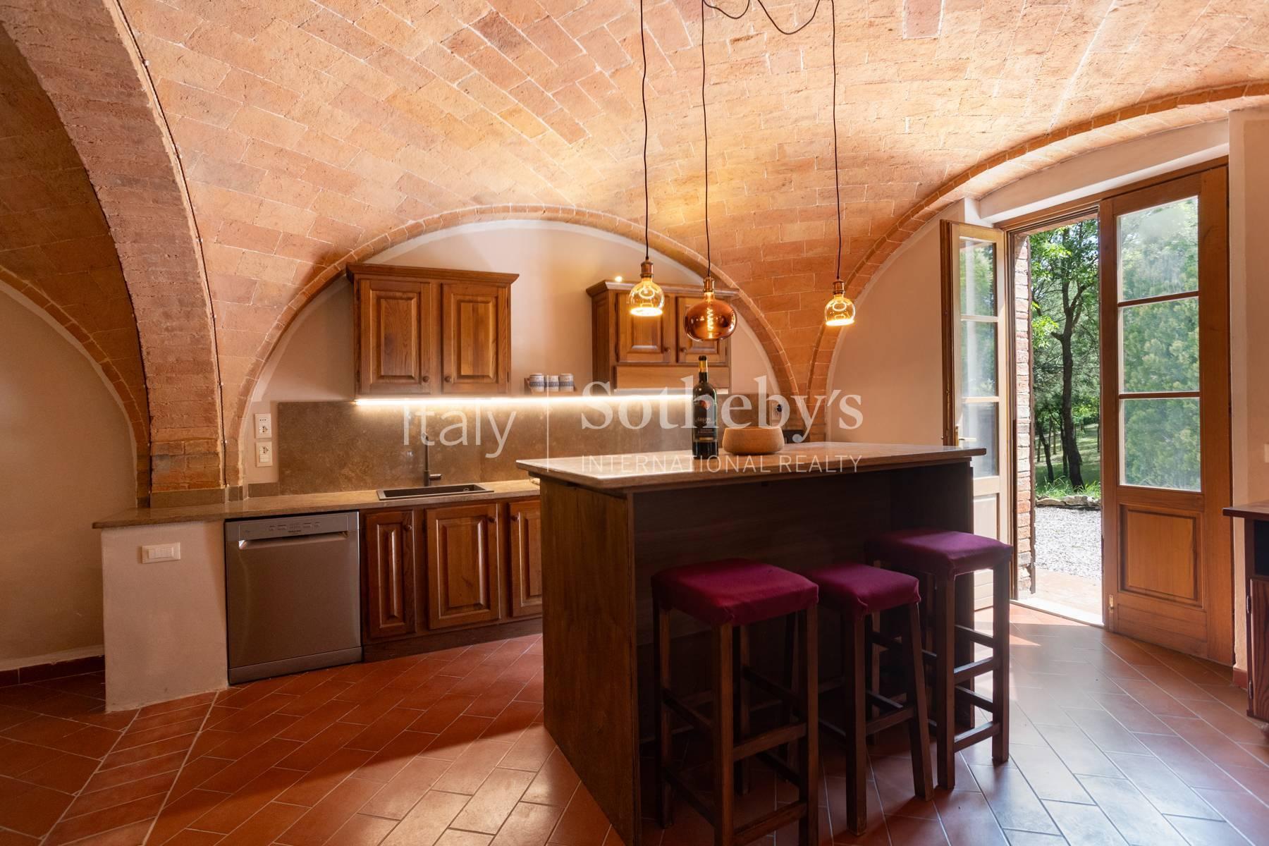 Refined wine estate with agritourism - 7