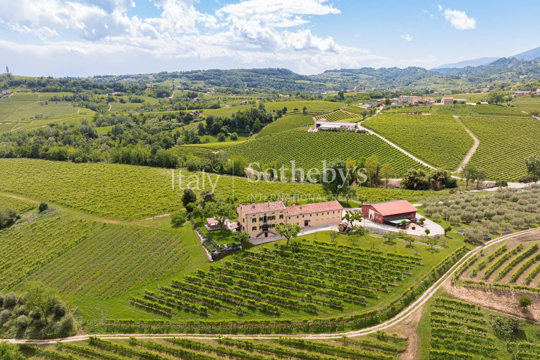 Casale ristrutturato con tenuta in collina, in vendita, Vittorio Veneto | Sotheby’s Realty Italy - 3