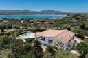 Villa con piscina e accesso diretto al mare e spiaggia, in vendita, Olbia | Sotheby’s Realty Italy - 27