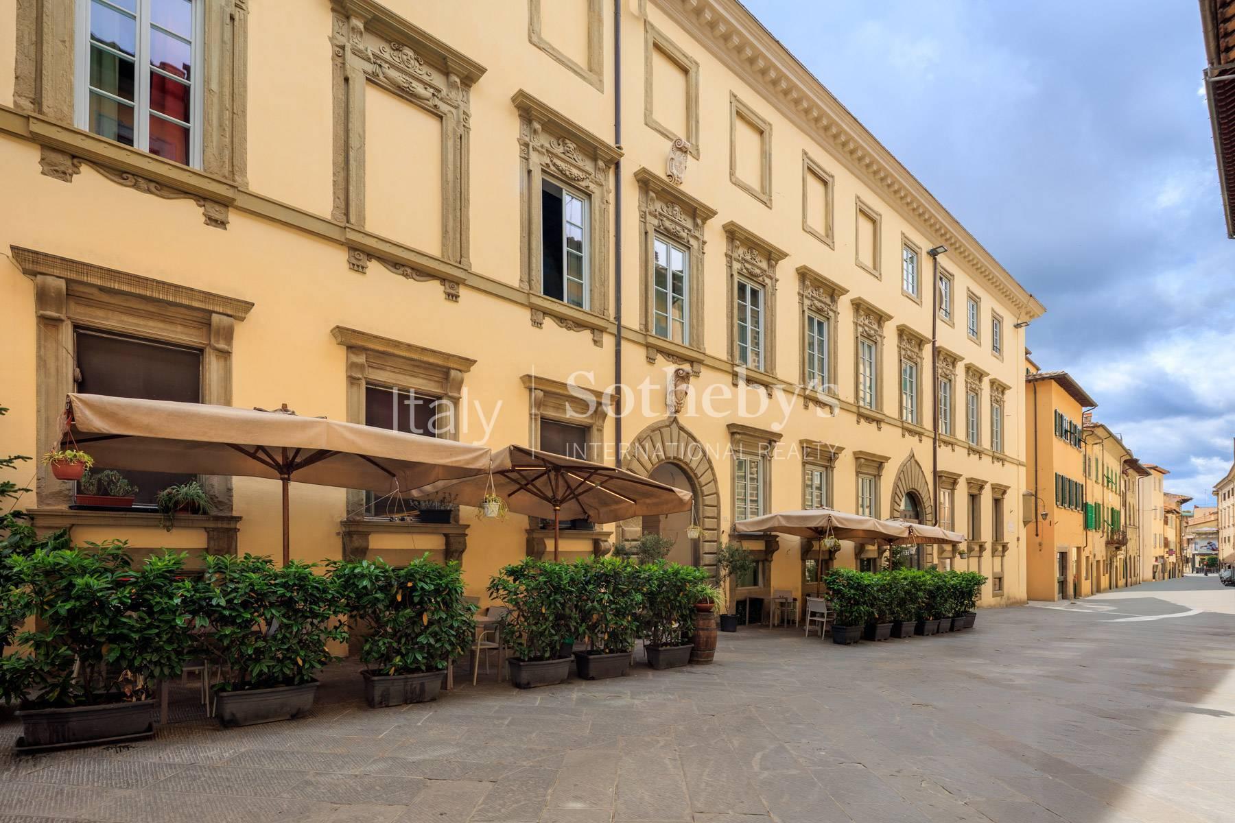 Palazzo nobiliare del '500 nel centro storico di Arezzo - 2