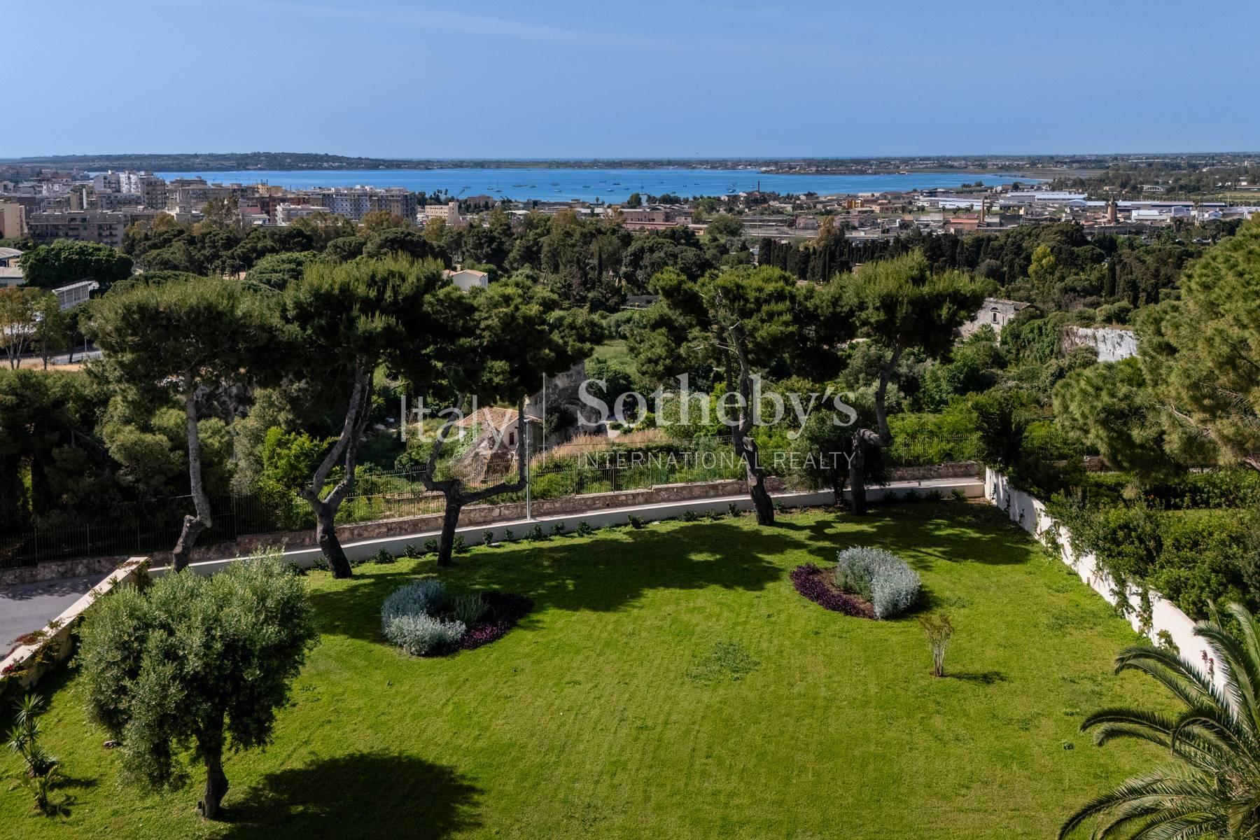 Prestigiosa villa a due passi dal Teatro Greco di Siracusa, in vendita, Siracusa | Sotheby’s Realty Italy - 11