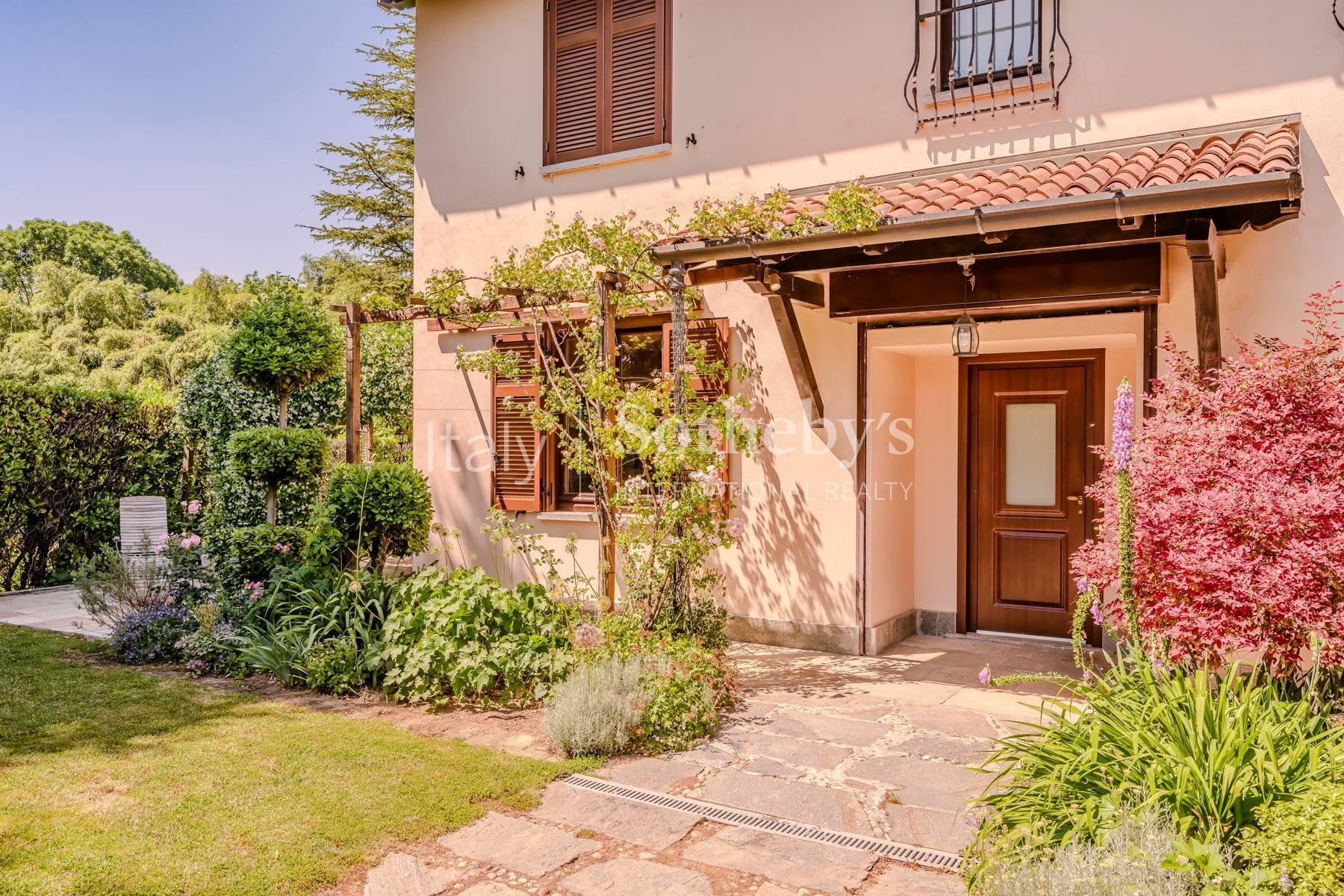 Elegante villa con piscina a pochi minuti da Varese, in vendita, Bodio Lomnago | Sotheby’s Realty Italy - 3