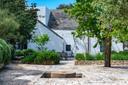 Esclusiva masseria storica immersa nella natura, in vendita, Noci | Sotheby’s Realty Italy - 1