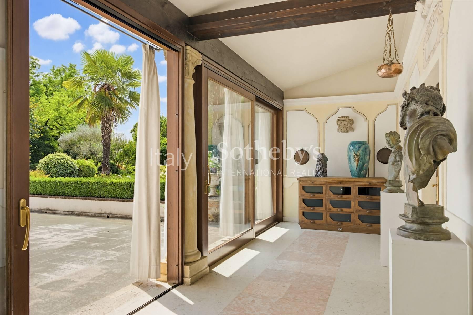 Restored country villa with an Italianstyle garden - 7