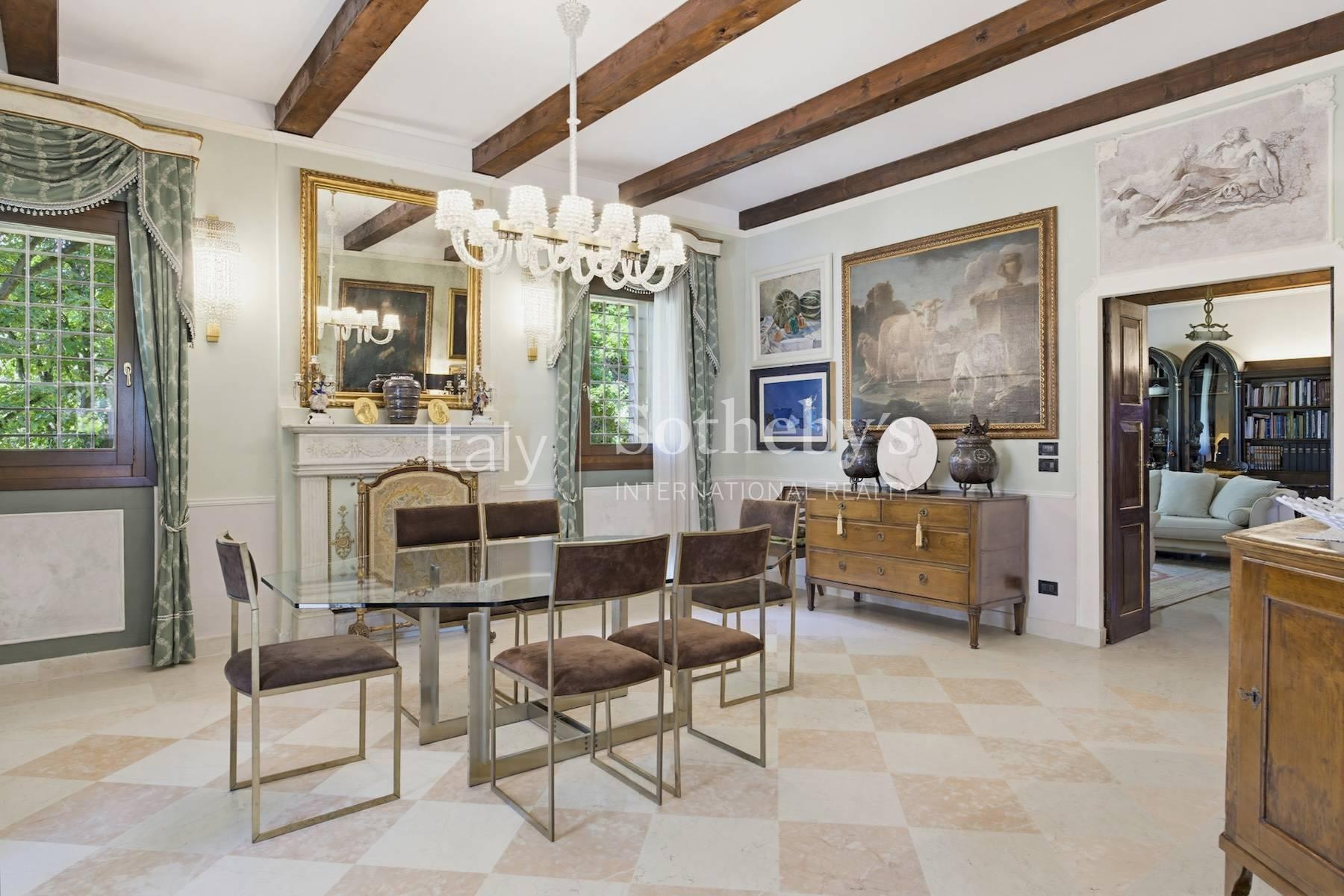 Restored country villa with an Italianstyle garden - 8