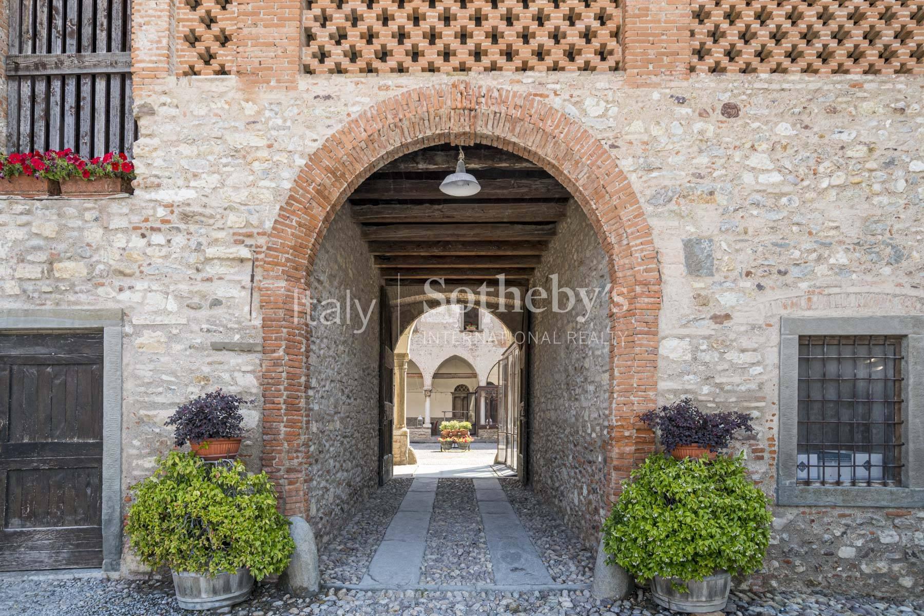 Historic agricultural estate with vineyards and heritage complex - 5