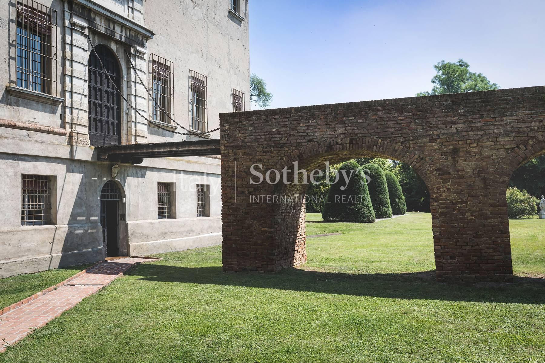 Castello Avogadro Spada — Renaissance Estate between Brescia and Lake Garda - 4