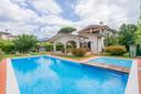 Villa a Forte dei Marmi con piscina e giardino, in vendita, Forte dei Marmi | Sotheby’s Realty Italy - 1