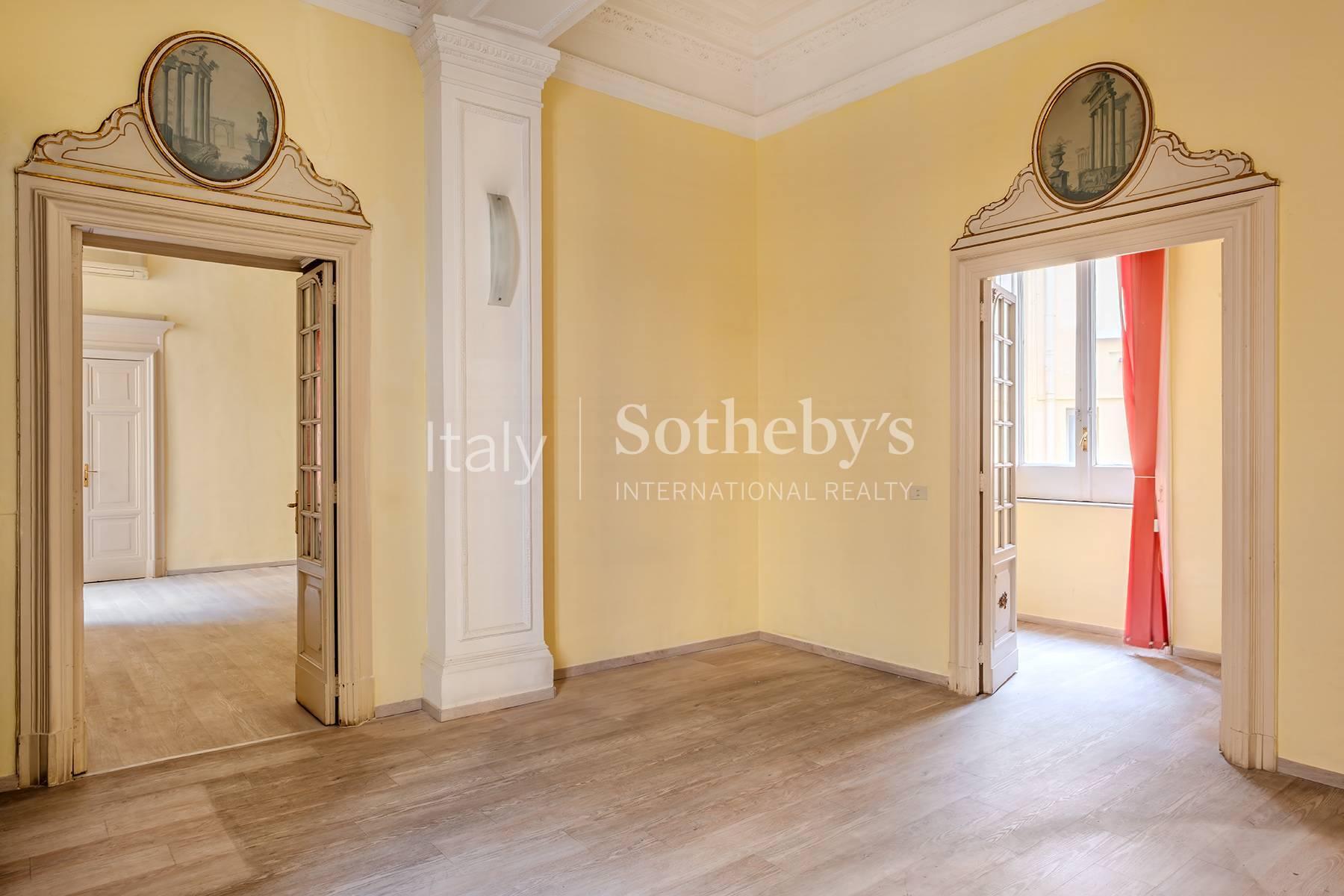 Ampio appartamento di rappresentanza in Via Santa Brigida, in vendita, Napoli | Sotheby’s Realty Italy - 3