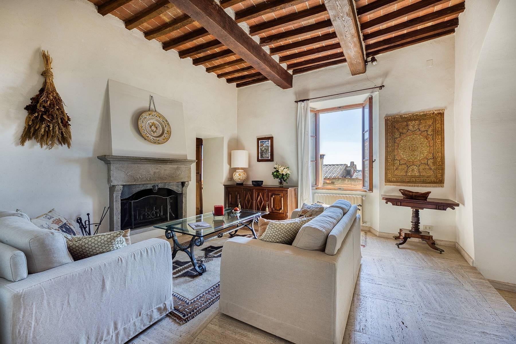 Elegante appartamento nel cuore di Montepulciano - 1