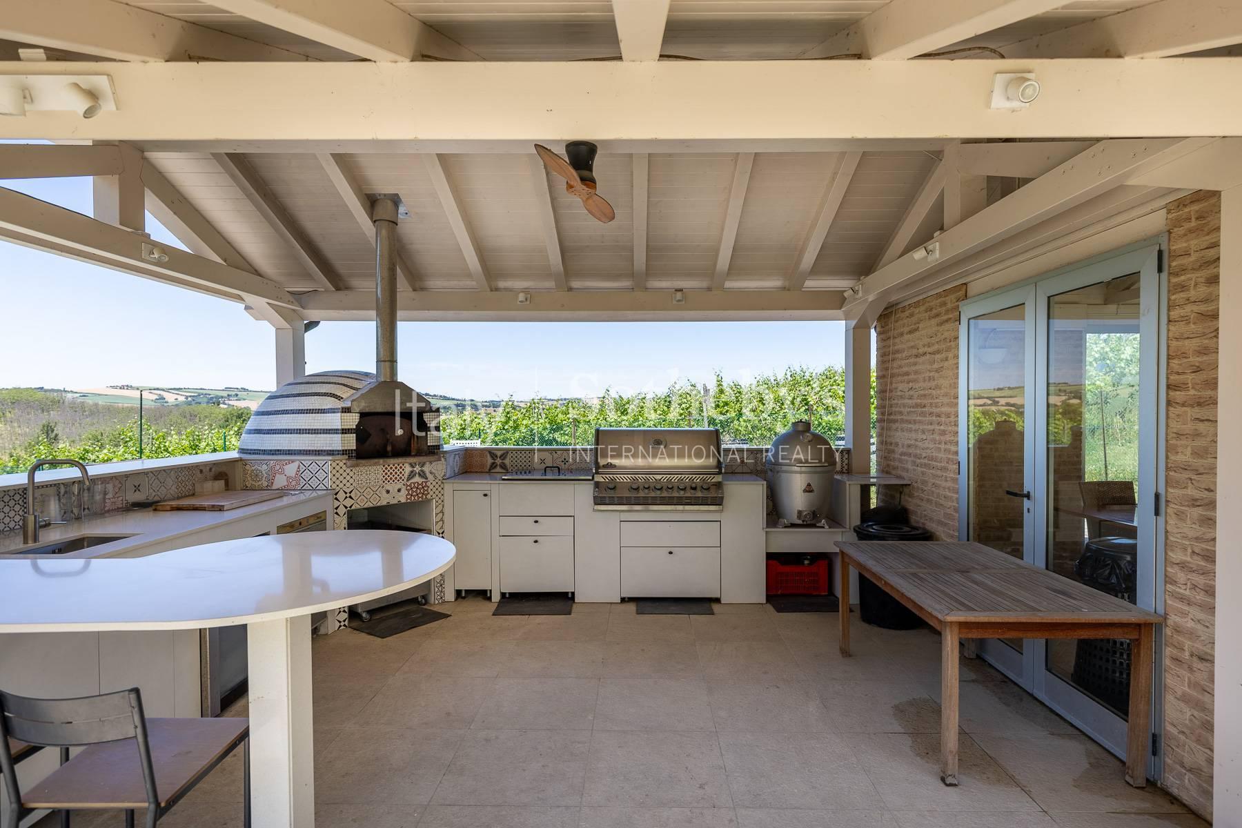Residenza contemporanea con vigneto vicino al mare - 6