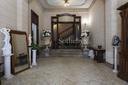 Elegante palazzo storico restaurato nel centro di Trapani, in vendita, Trapani | Sotheby’s Realty Italy - 2