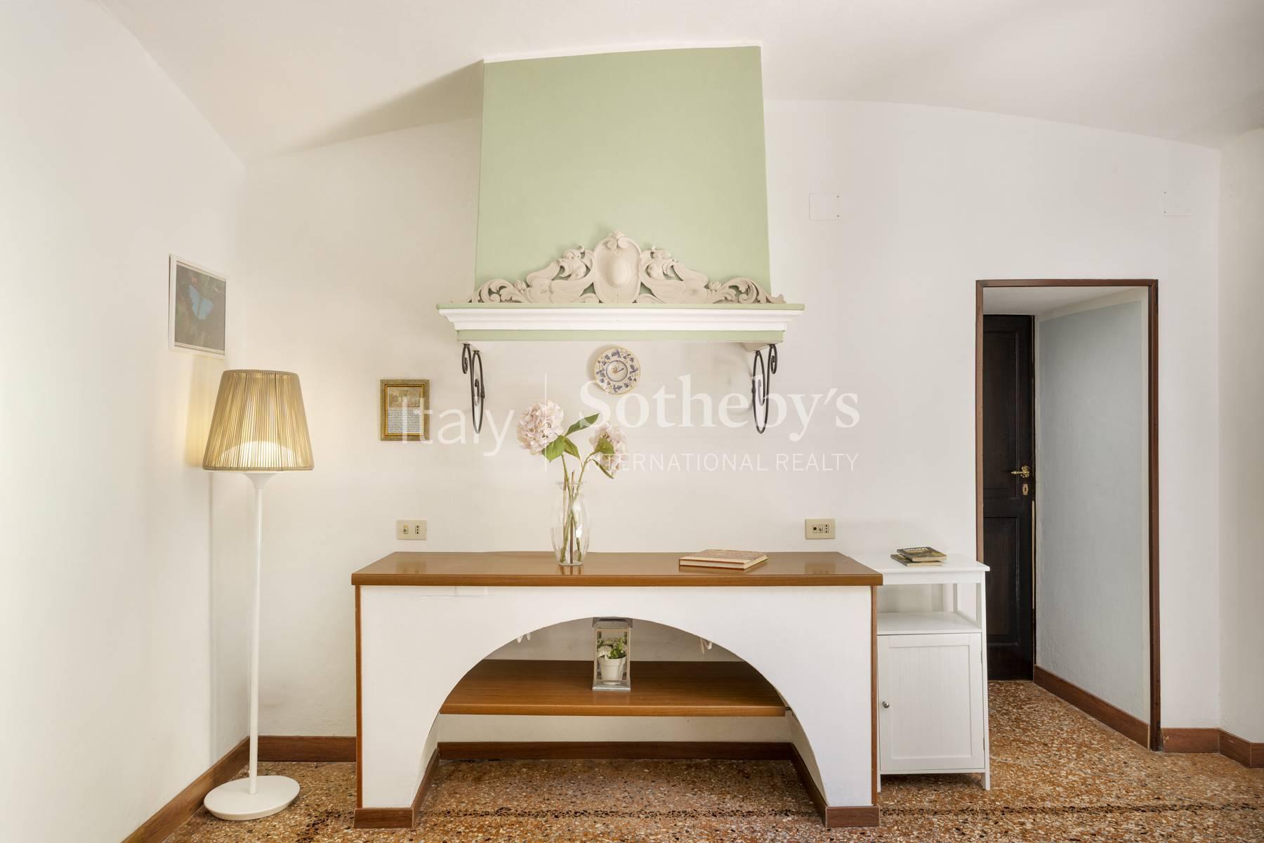 Appartamento con ampia terrazza in Via San Mamolo - 4