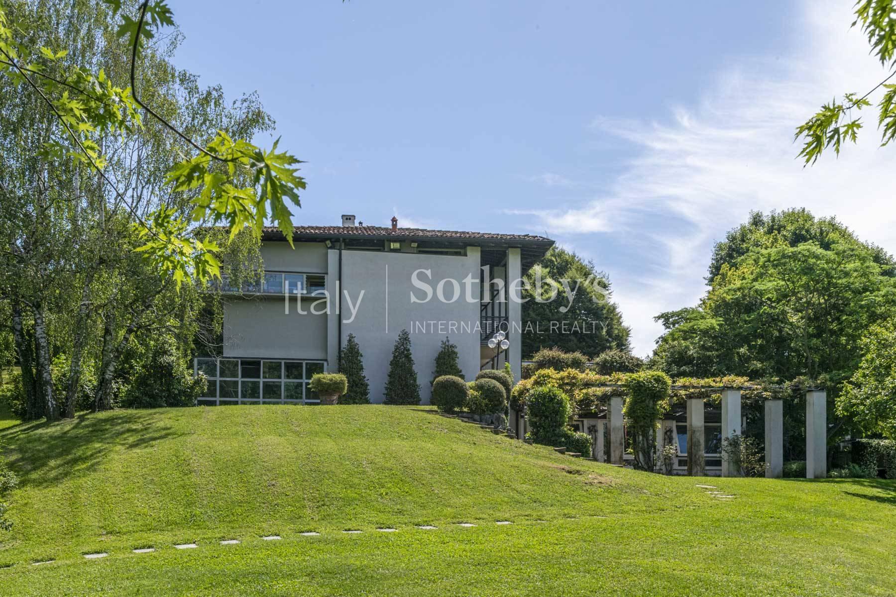 Villa panoramica con grande giardino e piscina, in vendita, Cene | Sotheby’s Realty Italy - 19