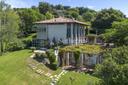 Villa panoramica con grande giardino e piscina, in vendita, Cene | Sotheby’s Realty Italy - 22