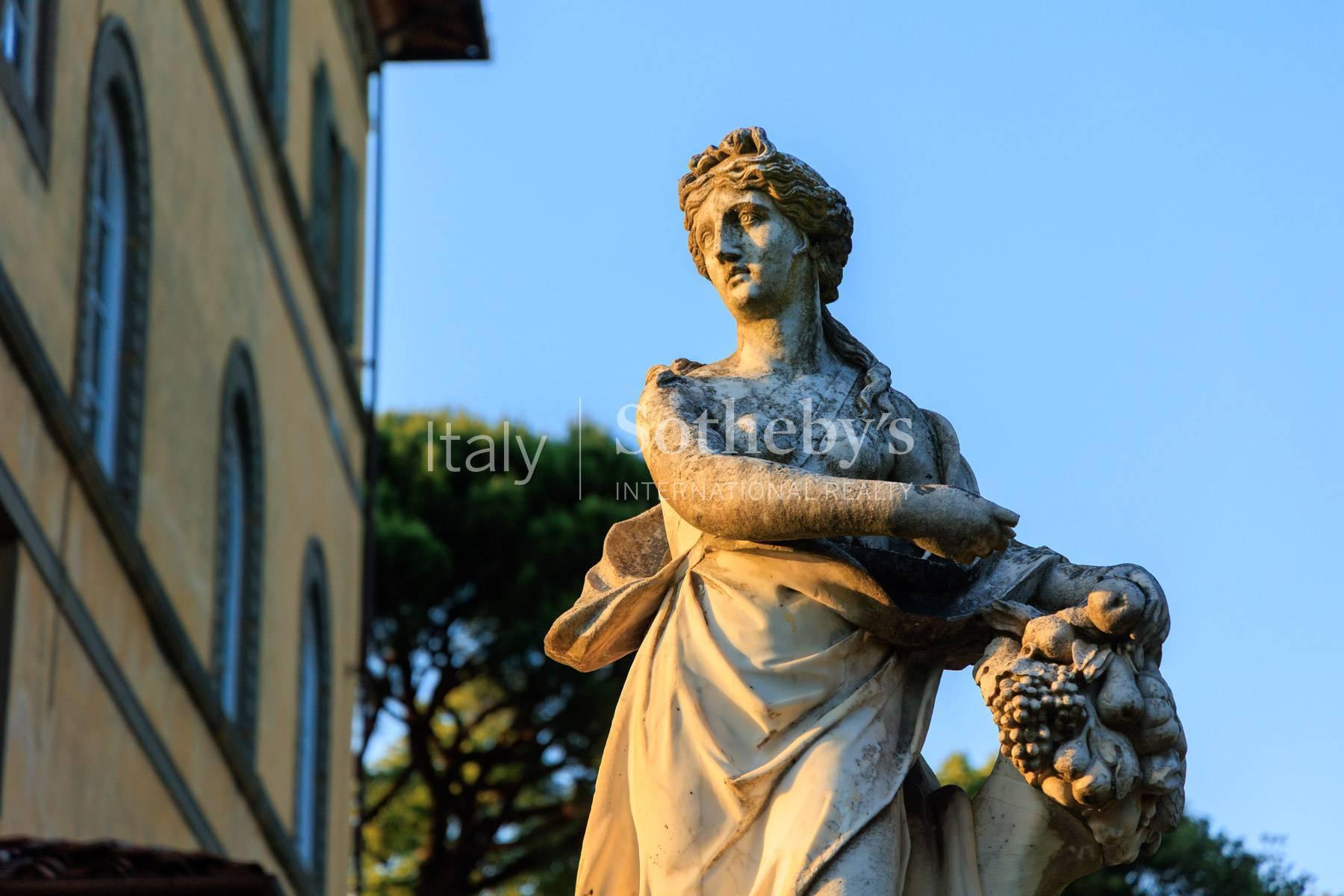 Iconic Tuscan Estate with Historic Villas and Park - 6