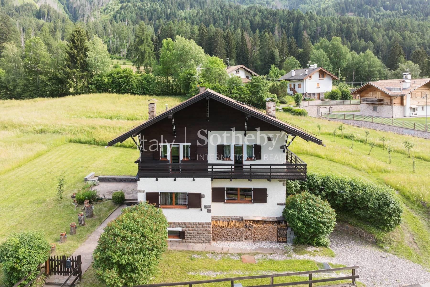 Casa di montagna con ampio terreno privato, in vendita, Ziano di Fiemme | Sotheby’s Realty Italy - 11