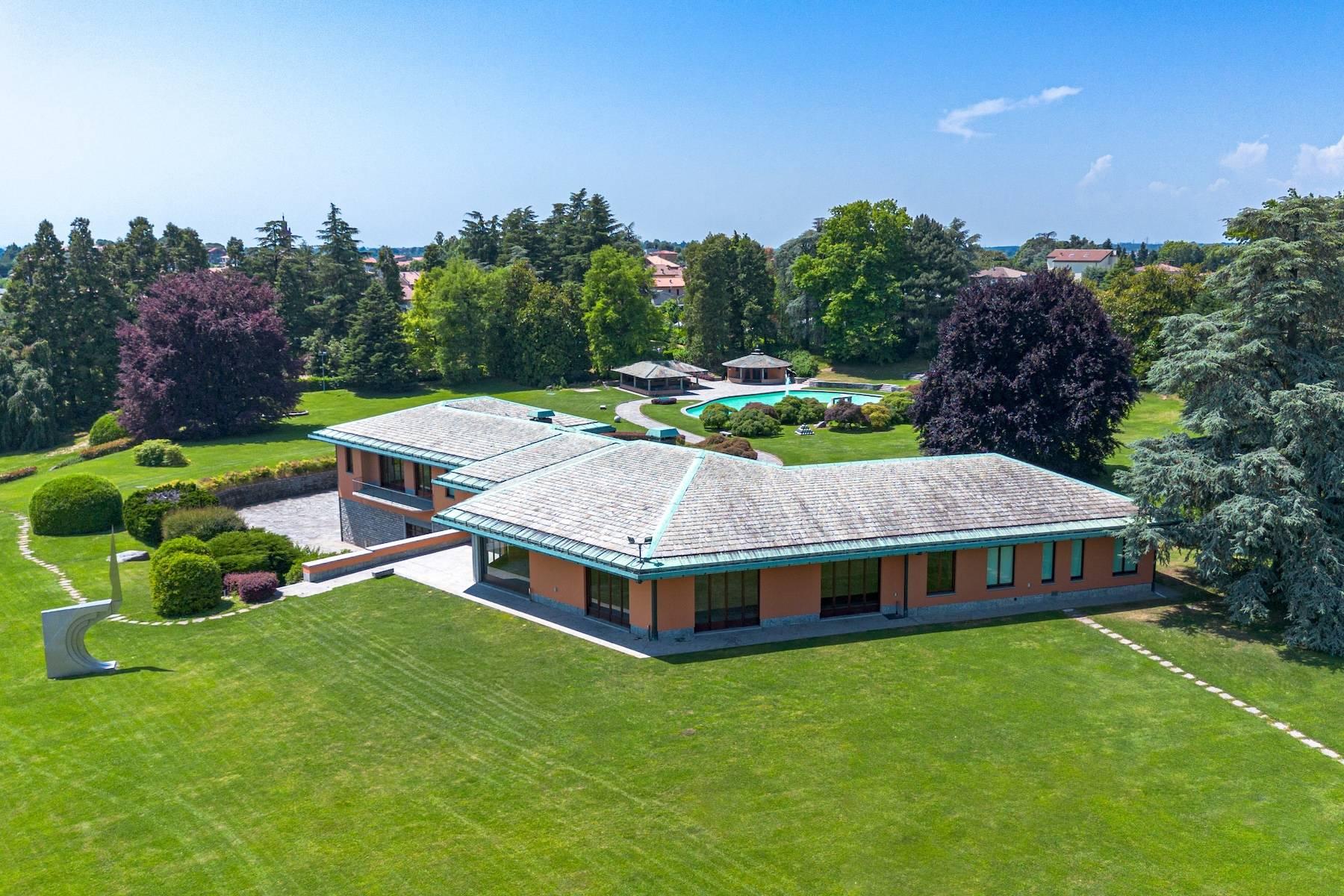Distinguished villa with private art park and olive grove - 1