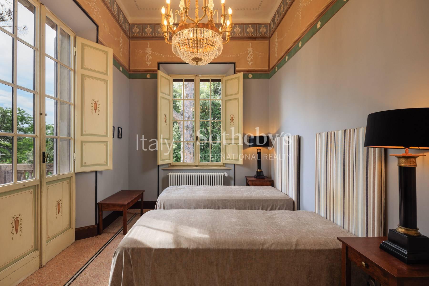 Iconica villa Liberty con campo da tennis sulle colline toscane, in vendita, Fauglia | Sotheby’s Realty Italy - 18