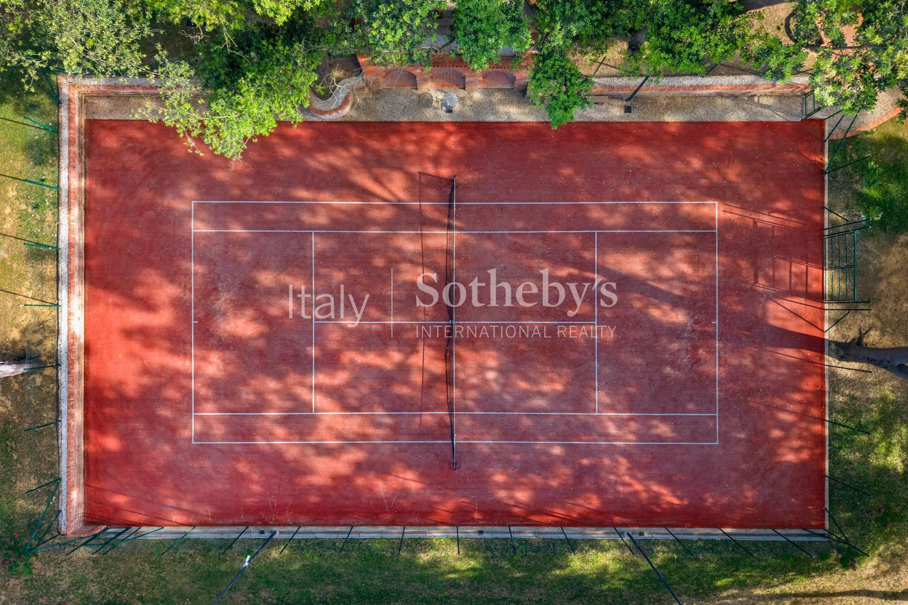 Iconica villa Liberty con campo da tennis sulle colline toscane, in vendita, Fauglia | Sotheby’s Realty Italy - 33