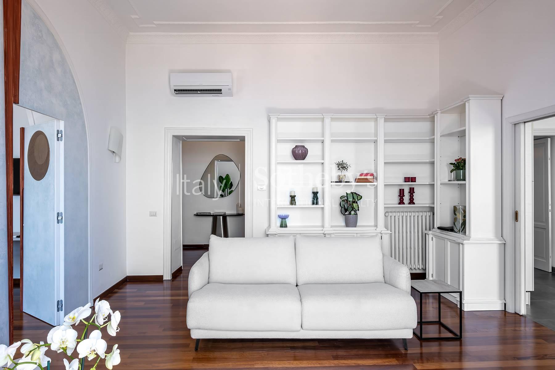 Appartamento panoramico ristrutturato e arredato, in vendita, Napoli | Sotheby’s Realty Italy - 13