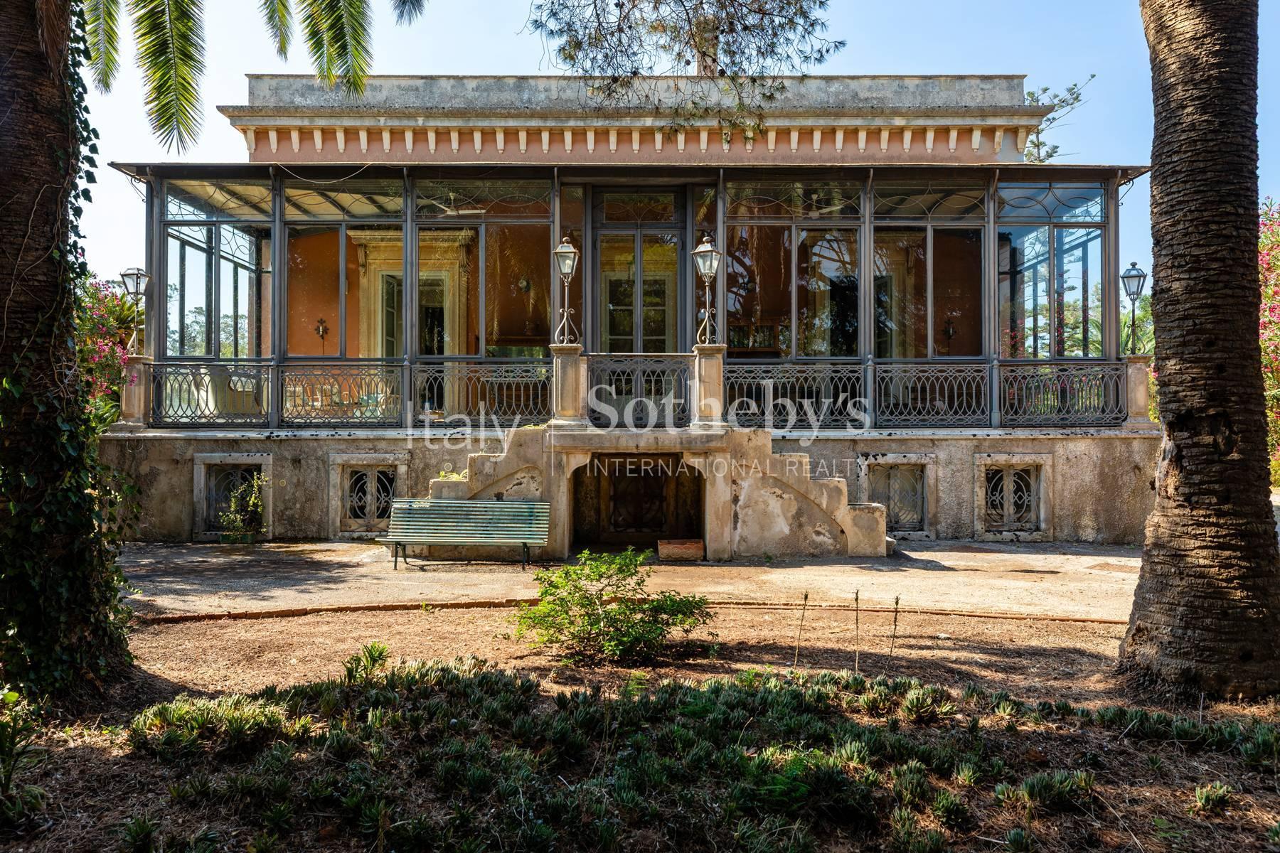 Storica villa ottocentesca con giardino a due passi dal mare - 2