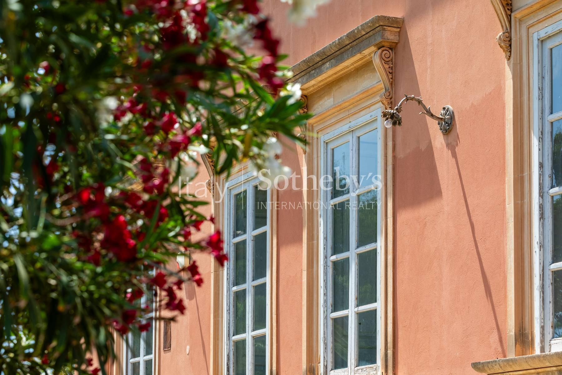 Storica villa ottocentesca con giardino a due passi dal mare - 3