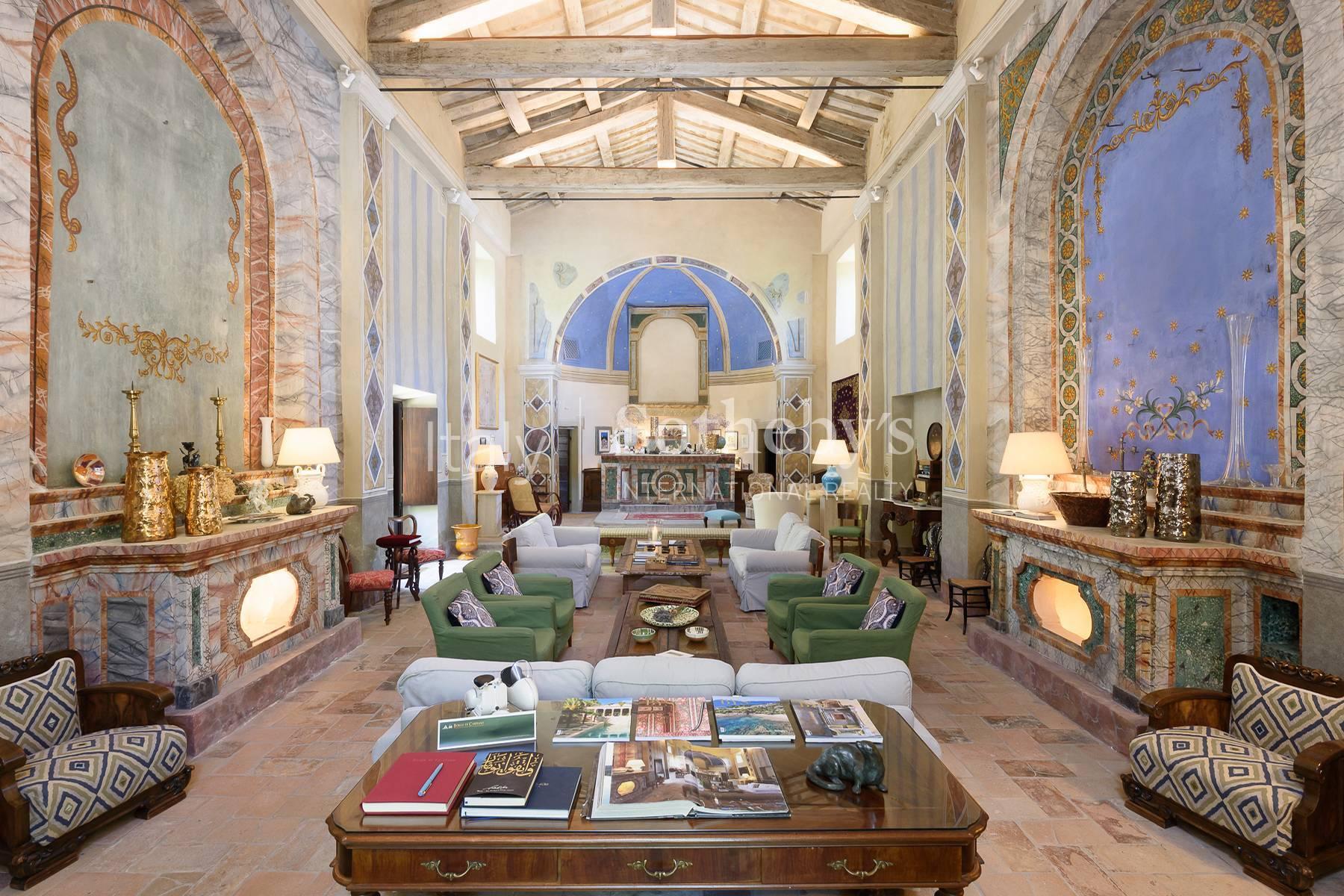 Il Lusso del Silenzio: Borgo Medievale Magnificamente Restaurato a Gubbio - 4