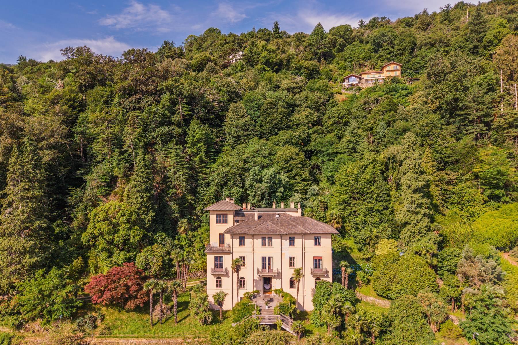 Beautiful historic villa overlooking Lake Maggiore - 1