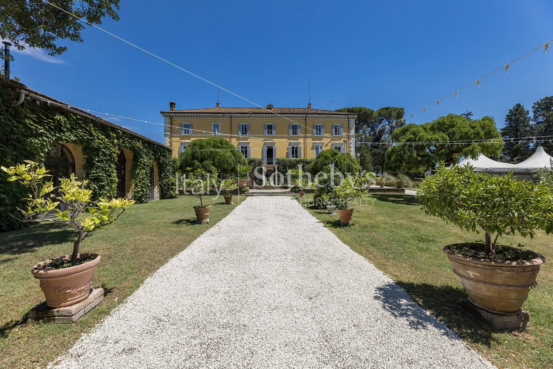 Storica tenuta nobiliare con parco monumentale - 3
