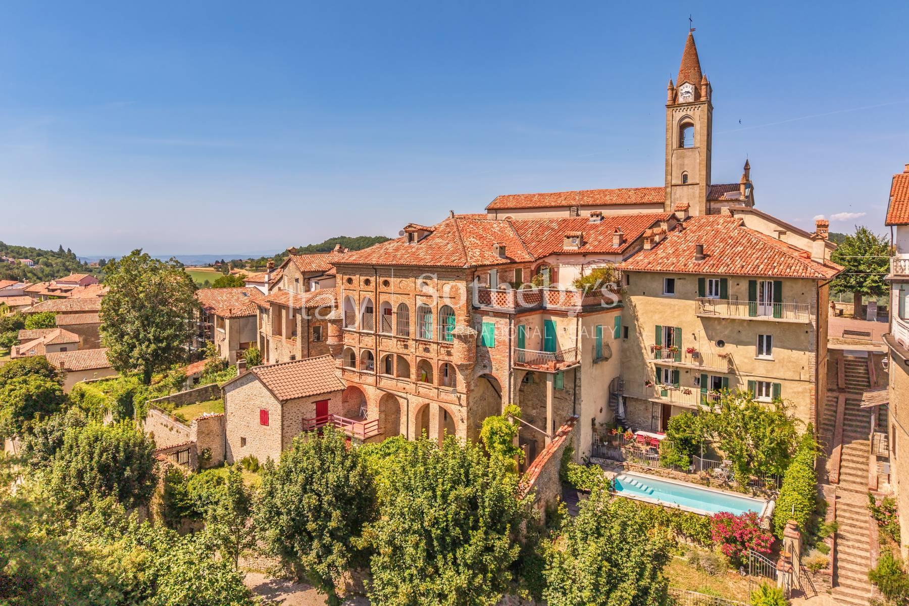 Charming Residence with Swimming Pool in the Heart of Alta Langa - 2