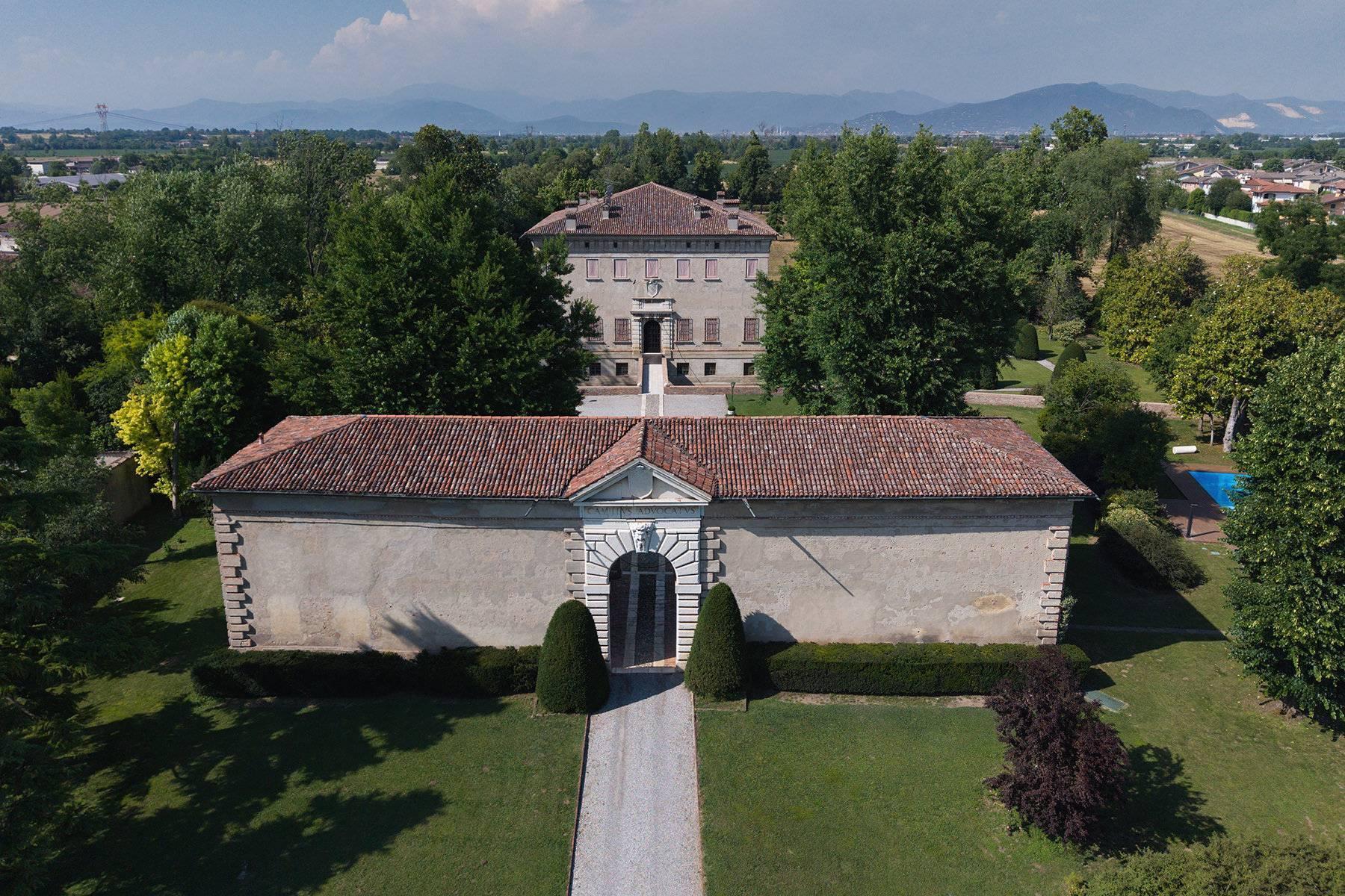 Castello Avogadro Spada — Renaissance Estate between Brescia and Lake Garda - 1