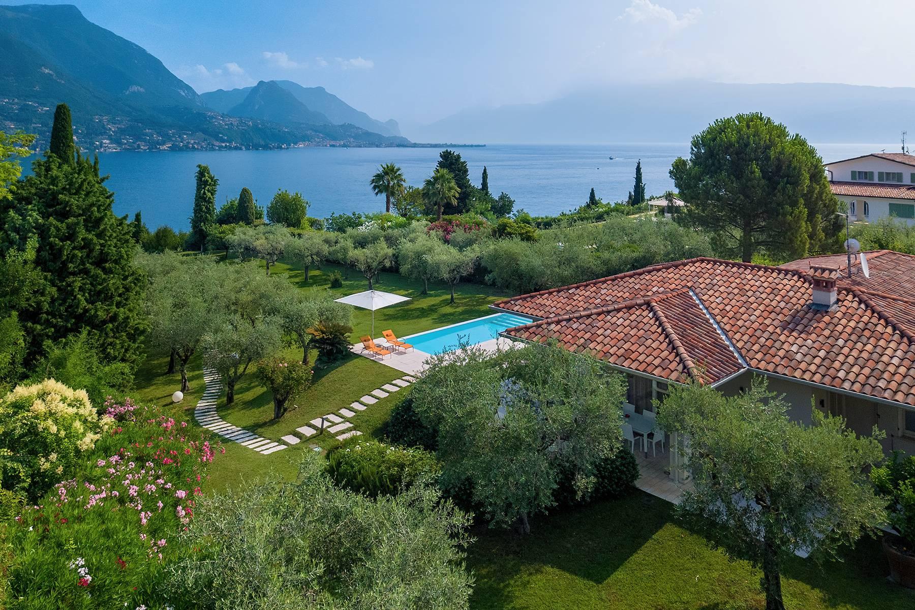 Villa contemporanea con accesso privato al Lago di Garda - 1