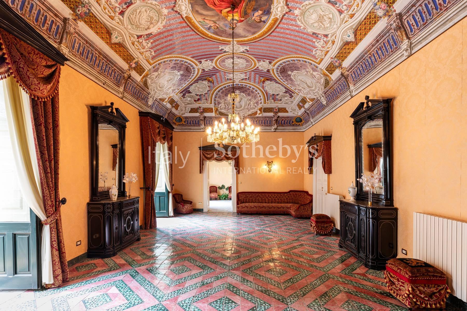 Prestigiosa dimora nobiliare con grandi terrazze sul corso, in vendita, Acireale | Sotheby’s Realty Italy - 4