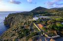 Villa esclusiva con accesso al mare, in vendita, Capraia Isola | Sotheby’s Realty Italy - 18