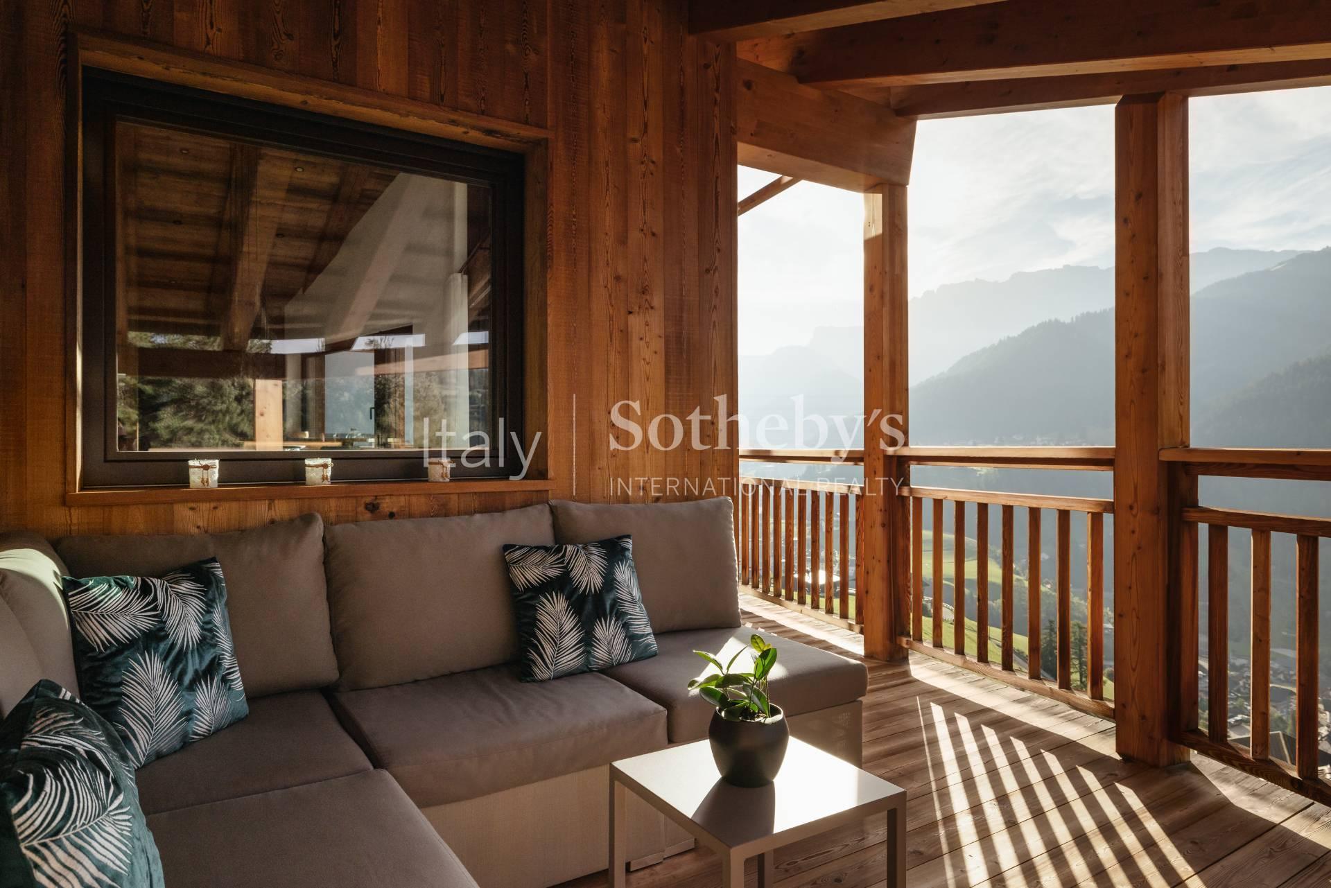 Chalet Sassolungo–Lusso contemporaneo nel cuore delle Dolomiti - 3