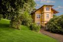 Villa storica con giardino e vista sul lago di Viverone, in vendita, Viverone | Sotheby’s Realty Italy - 1