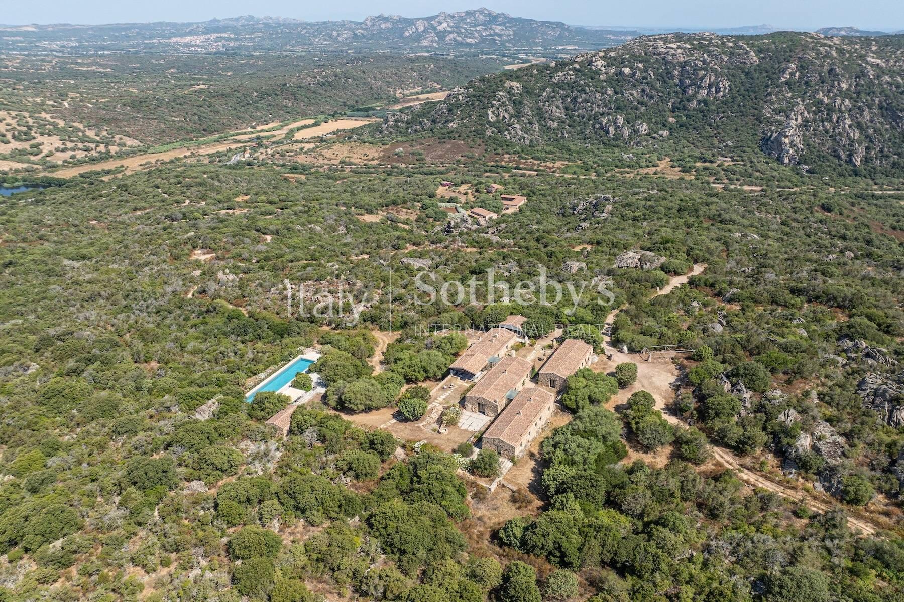 Esclusivo sviluppo rurale vicino a San Pantaleo - 2