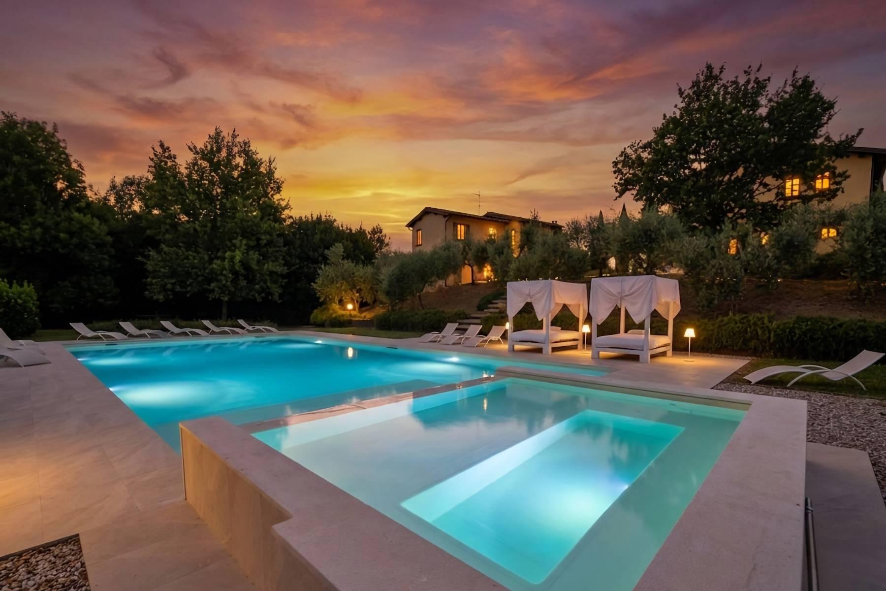 Autentico casale toscano tra Lucca e Firenze - 1