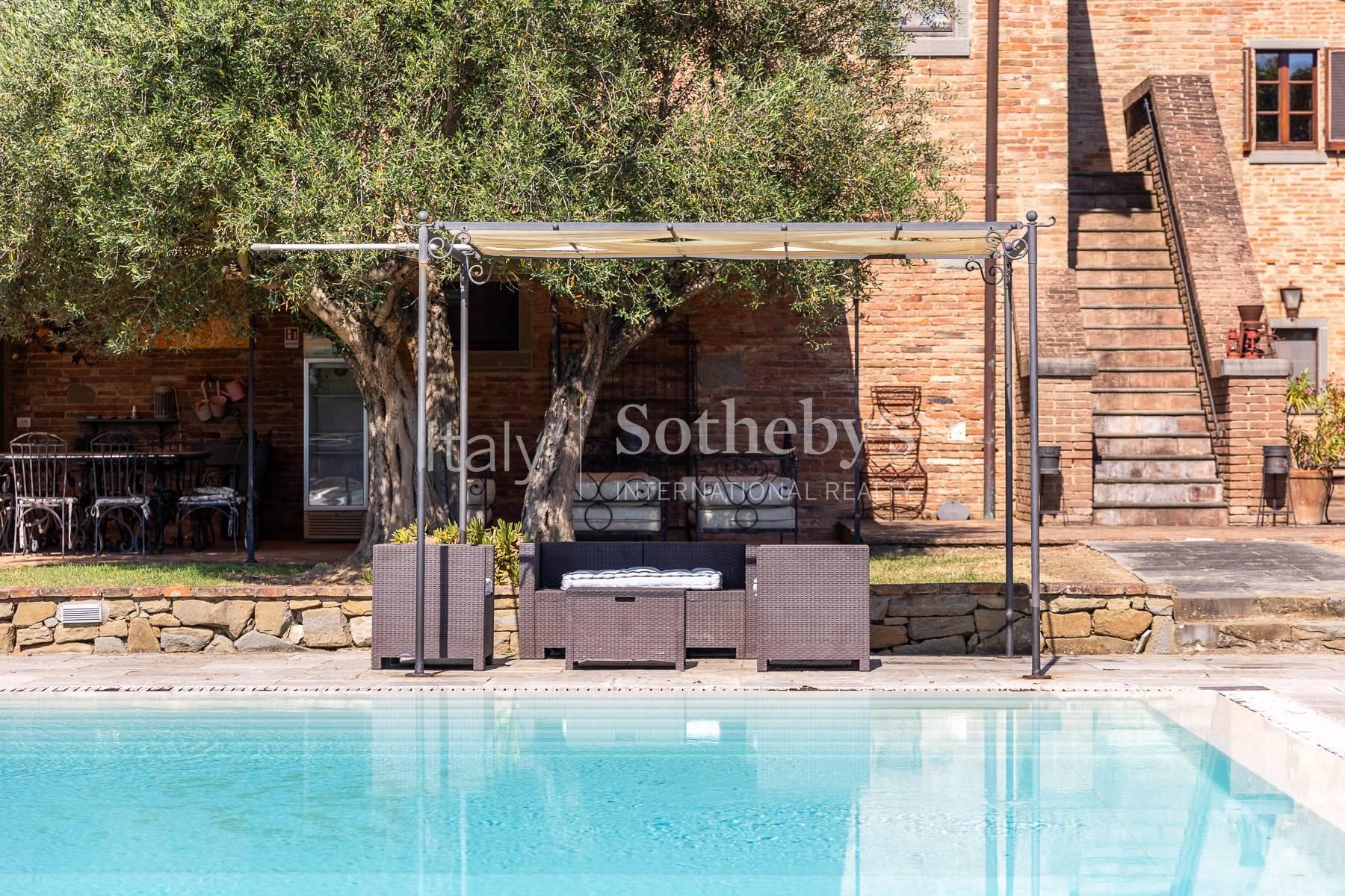 Esclusiva tenuta storica con SPA in Toscana - 3