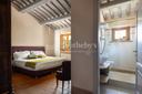 Luxury Wine Estate con cantina e resort in Toscana, in vendita, Sarteano | Sotheby’s Realty Italy - 18