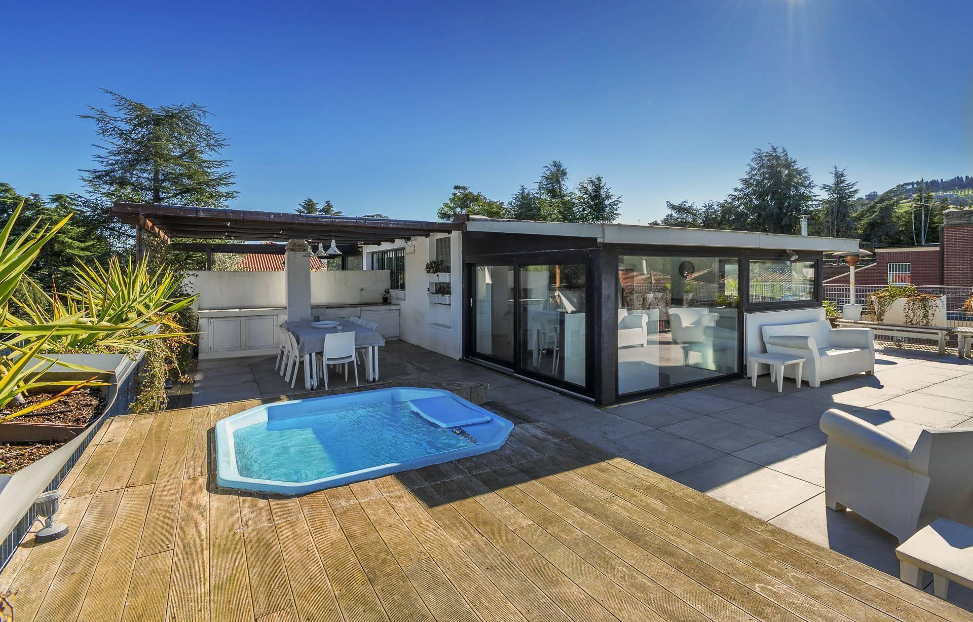 Elegante appartamento con terrazza panoramica - 1