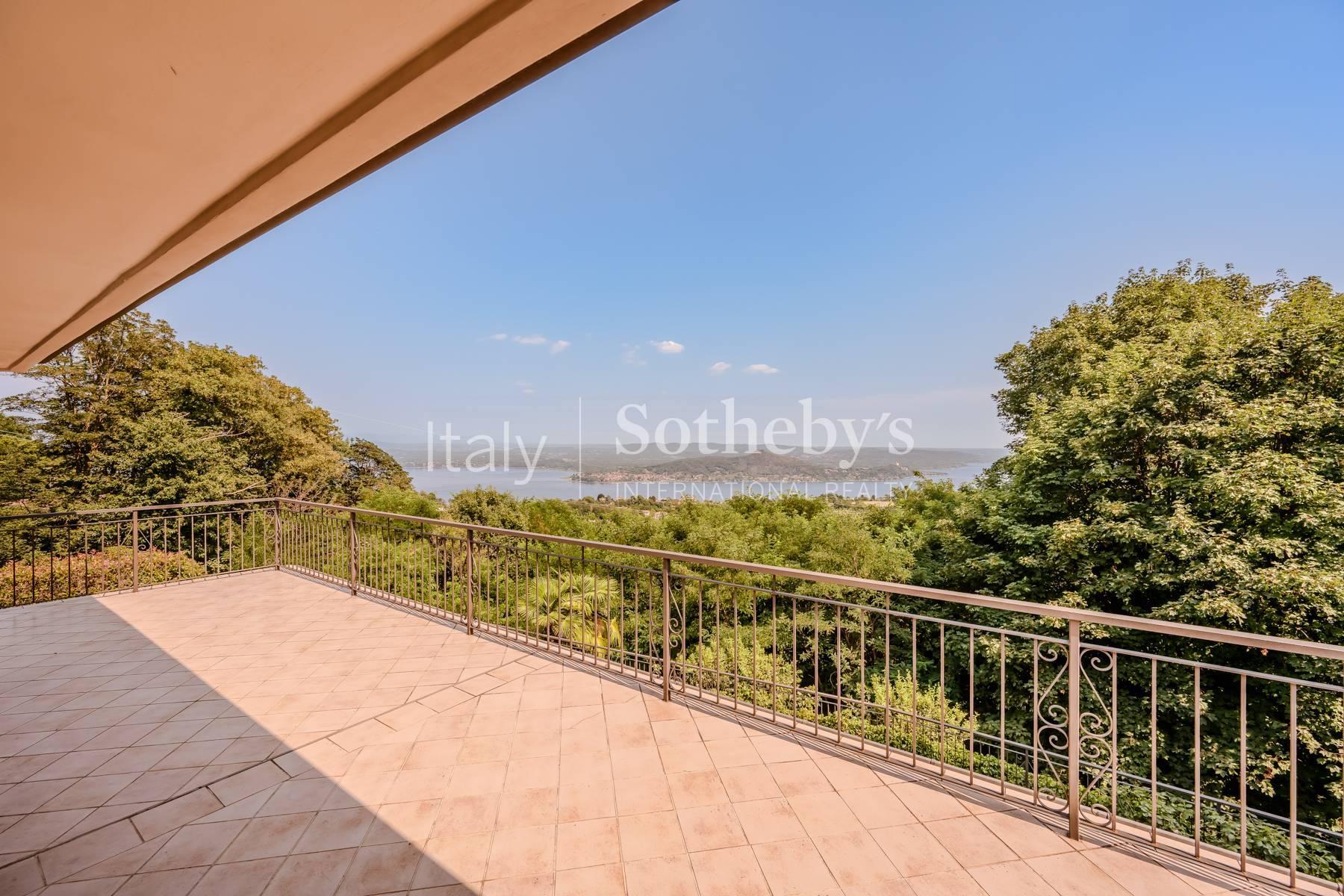 Splendida villa con vista lago, in vendita, Nebbiuno | Sotheby’s Realty Italy - 25