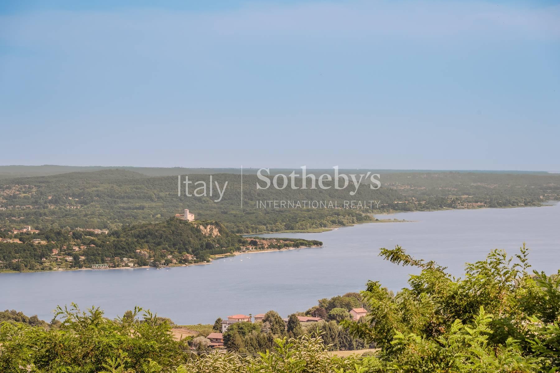 Splendida villa con vista lago, in vendita, Nebbiuno | Sotheby’s Realty Italy - 2