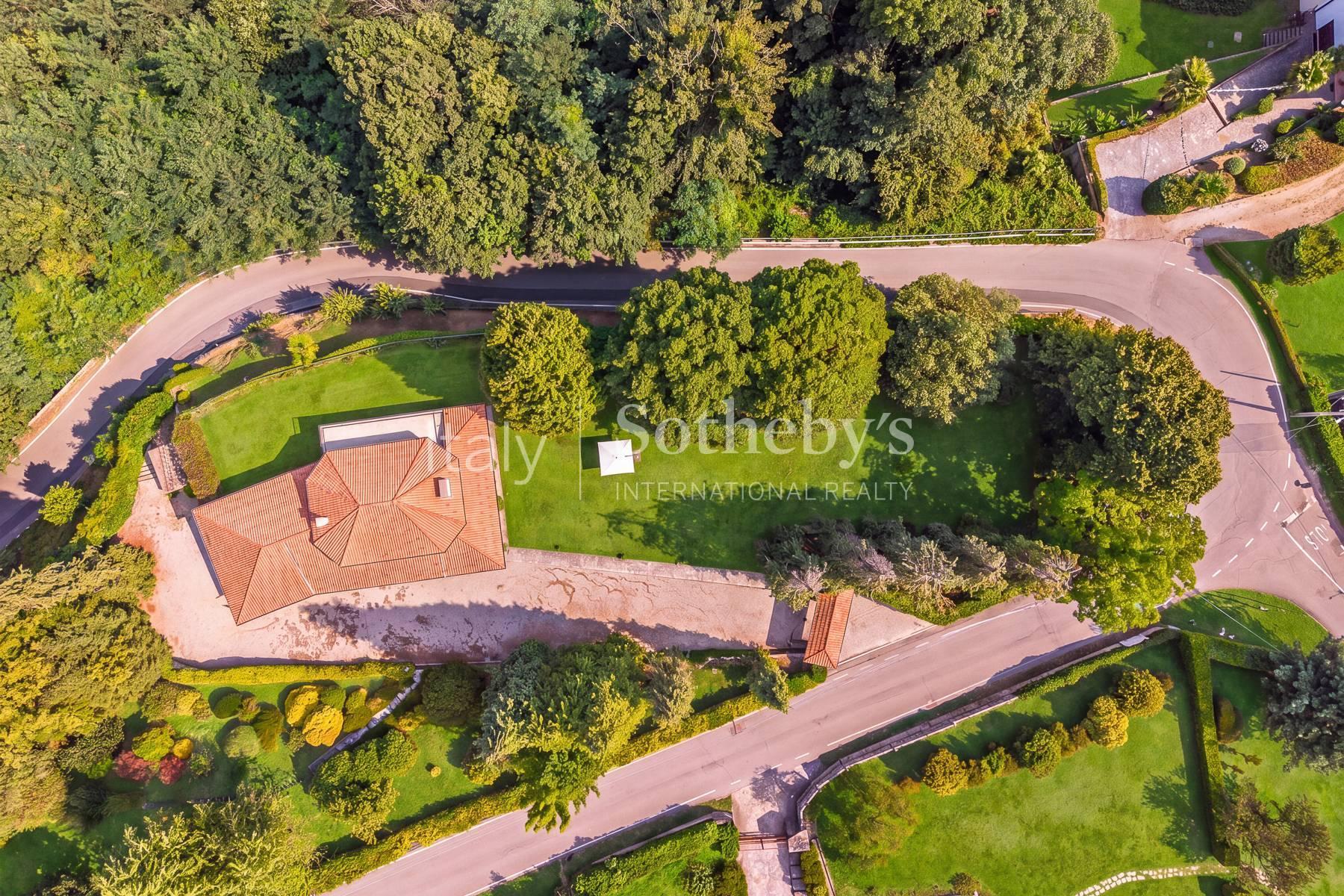 Splendida villa con vista lago, in vendita, Nebbiuno | Sotheby’s Realty Italy - 26