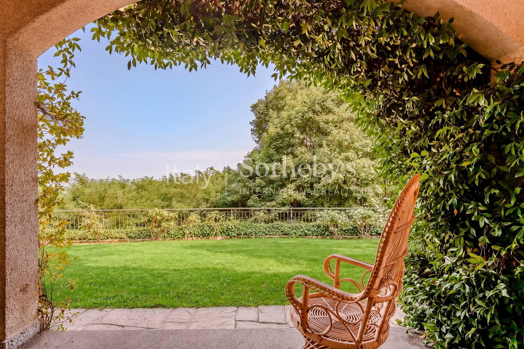 Splendida villa con vista lago, in vendita, Nebbiuno | Sotheby’s Realty Italy - 23