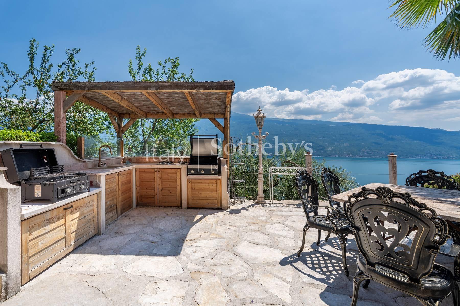 Antico casale con piscina e vista sul Lago di Garda - 3